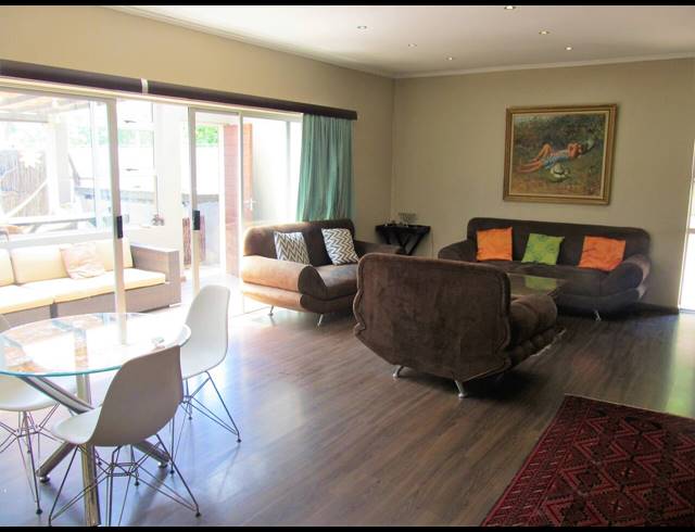 10 BEDROOM HOUSE FOR SALE IN ORCHARDS
